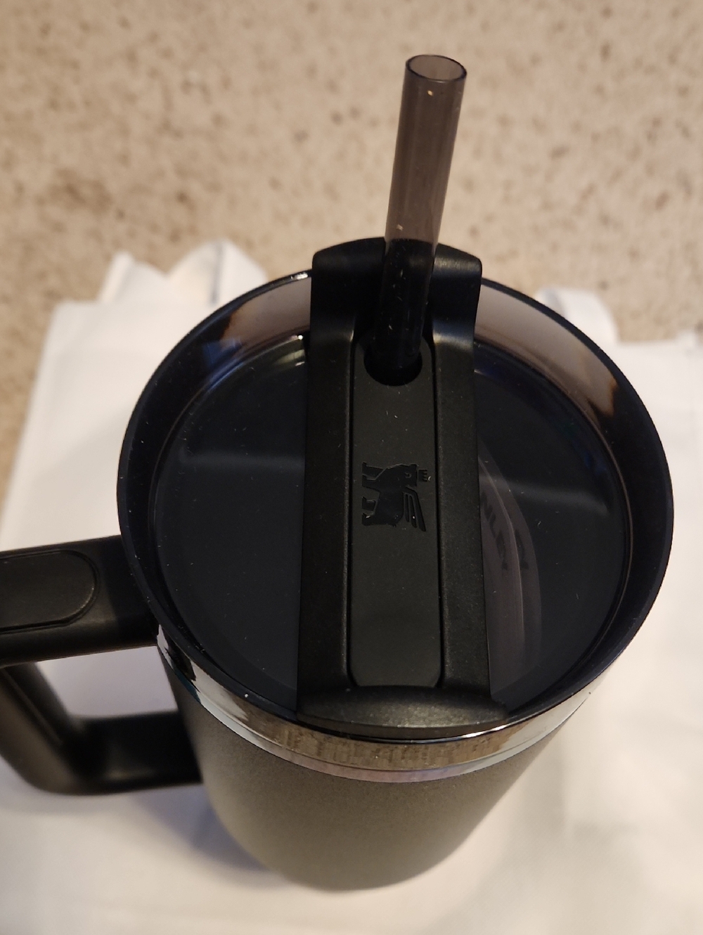 Stanley The Flowstate Quencher Tumbler 40 Oz Black Chroma Collection NEW - Picture 6 of 6